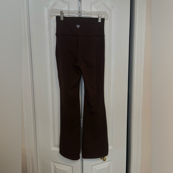 Aritzia TNA - High-Waisted Brown Flare Pants in Size S - Picture 3 of 8